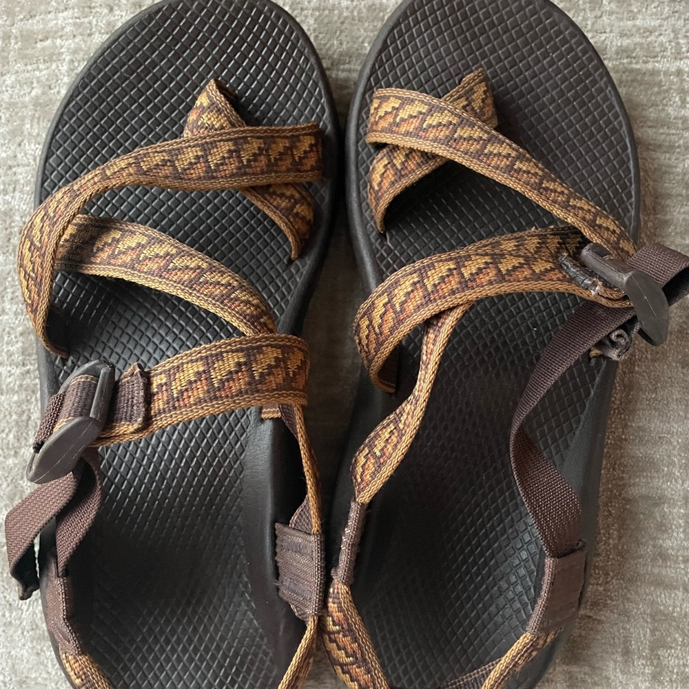 Chacos - Picture 2 of 3